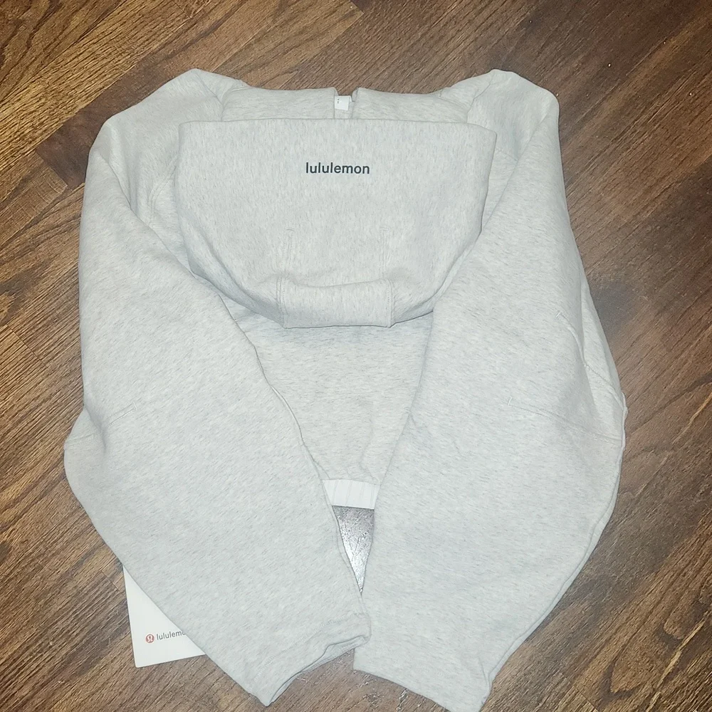 Lululemon Loungeful Relaxed-Fit Full-Zip Cropped Hoodie Size Small NWT - Picture 3 of 3